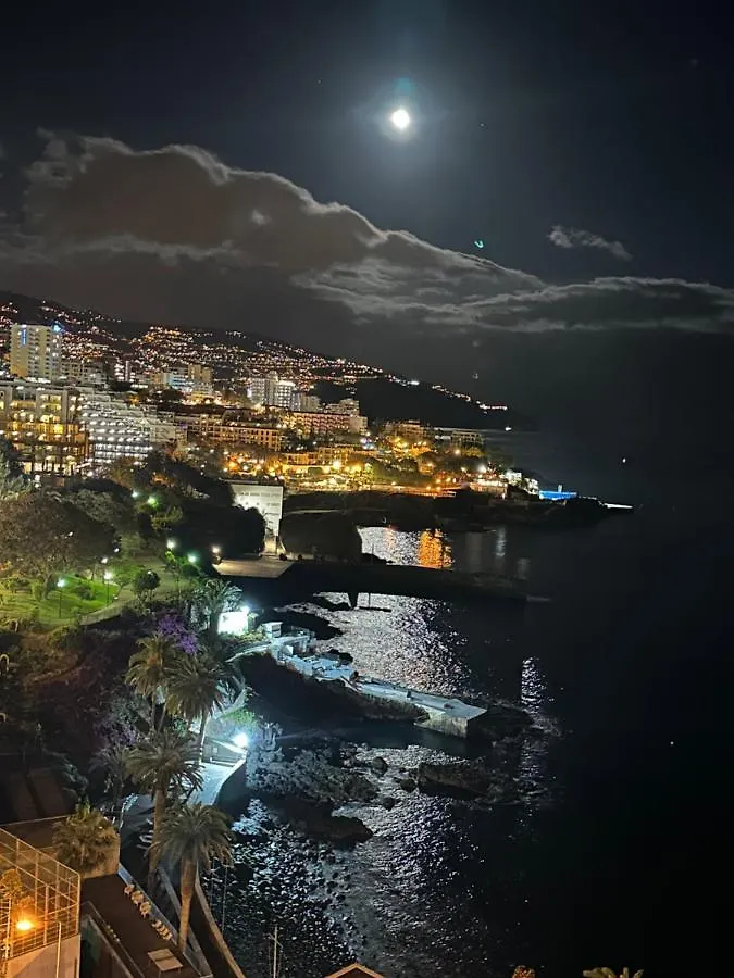 Apartamento Do Mar E Lua Funchal  0*, Funchal (Madeira)